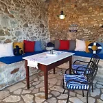 Holiday House \