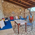 Holiday House \